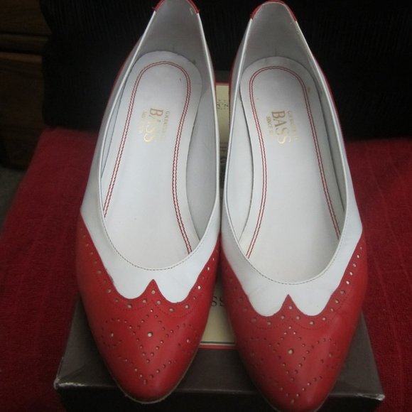 Red & White Bass Pumps SZ 6 - Picture 1 of 5